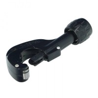 Pipe cutters