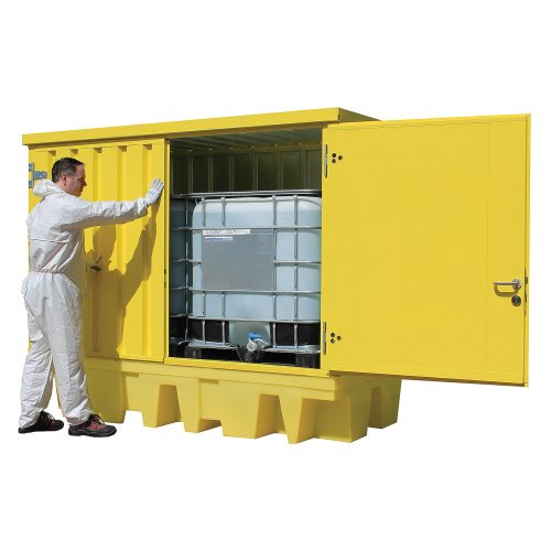 Covered trapping tub for 2 IBC containers