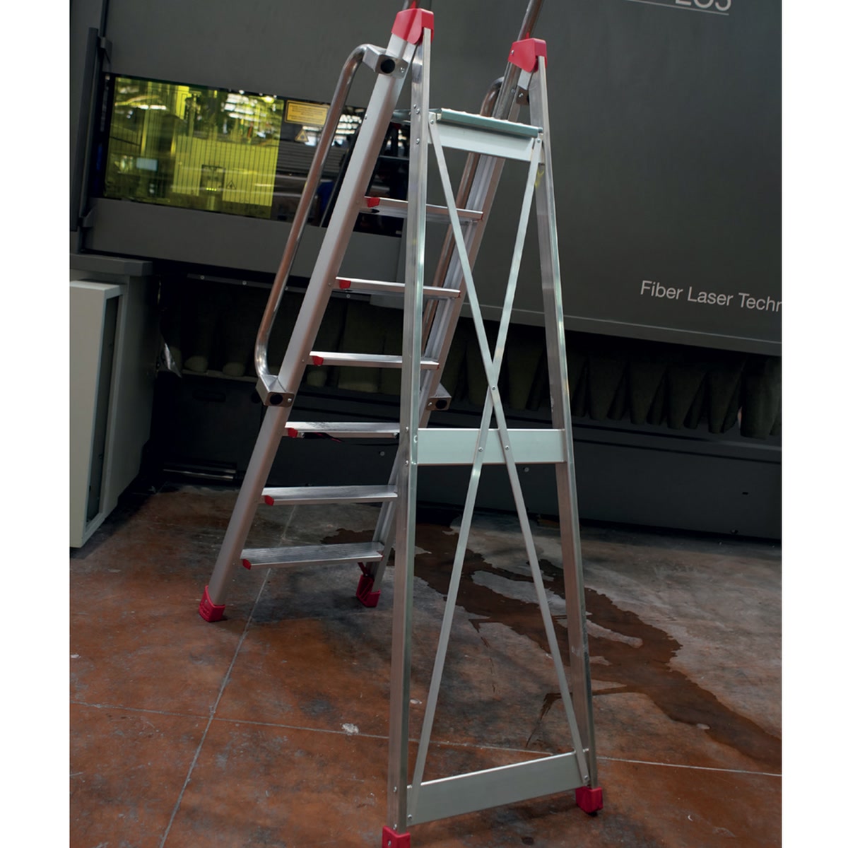 Professional aluminium platform step ladder Faraone DOMUS - Photo 72075