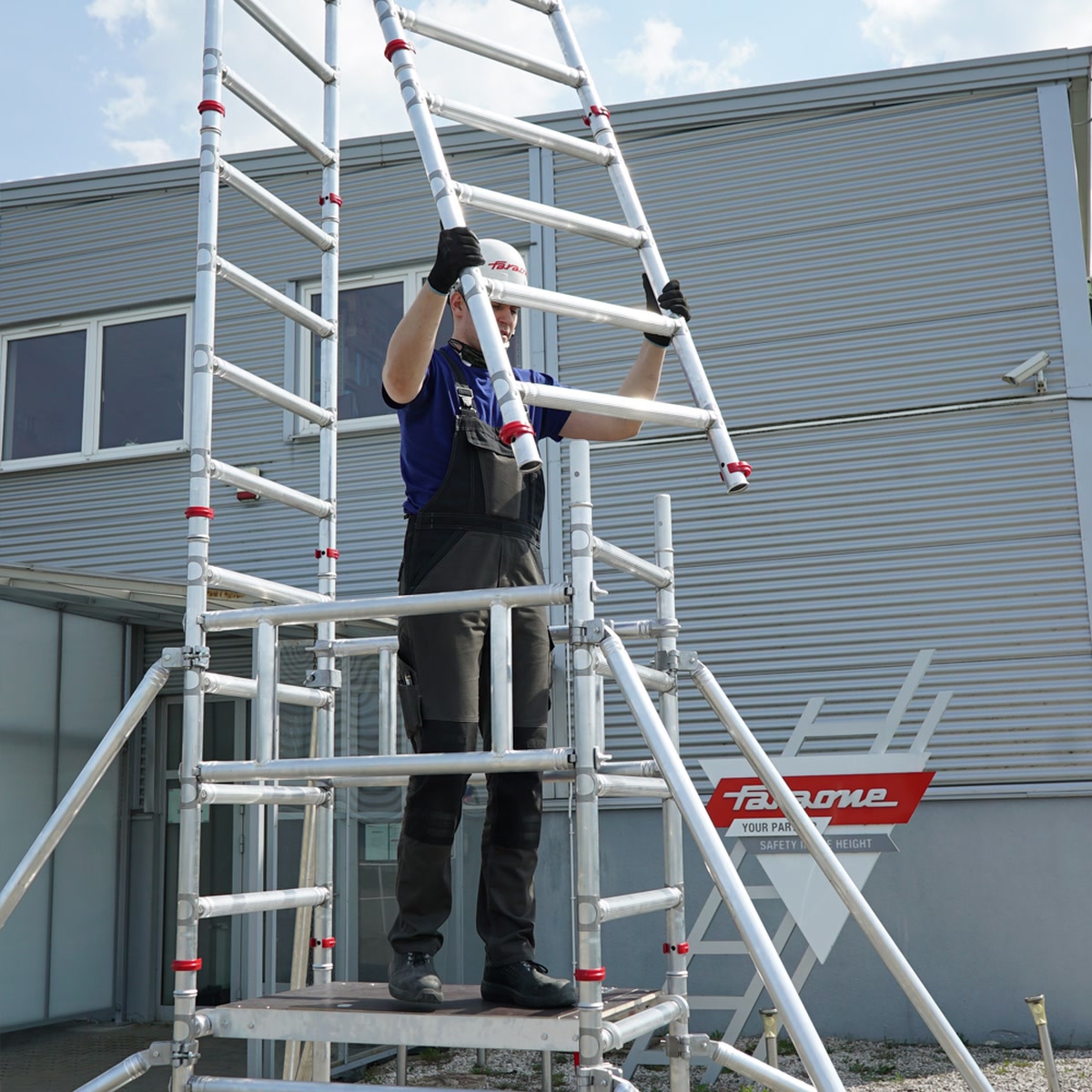 Mobile scaffold tower Faraone TOP SYSTEM 75 x 105 cm - Photo 72278