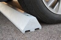 CSS-Standard Recycled Plastic Parking Stops-Checkers