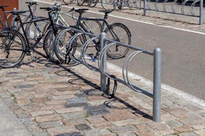 Bicycle rack, vertical on both sides - Photo 68025