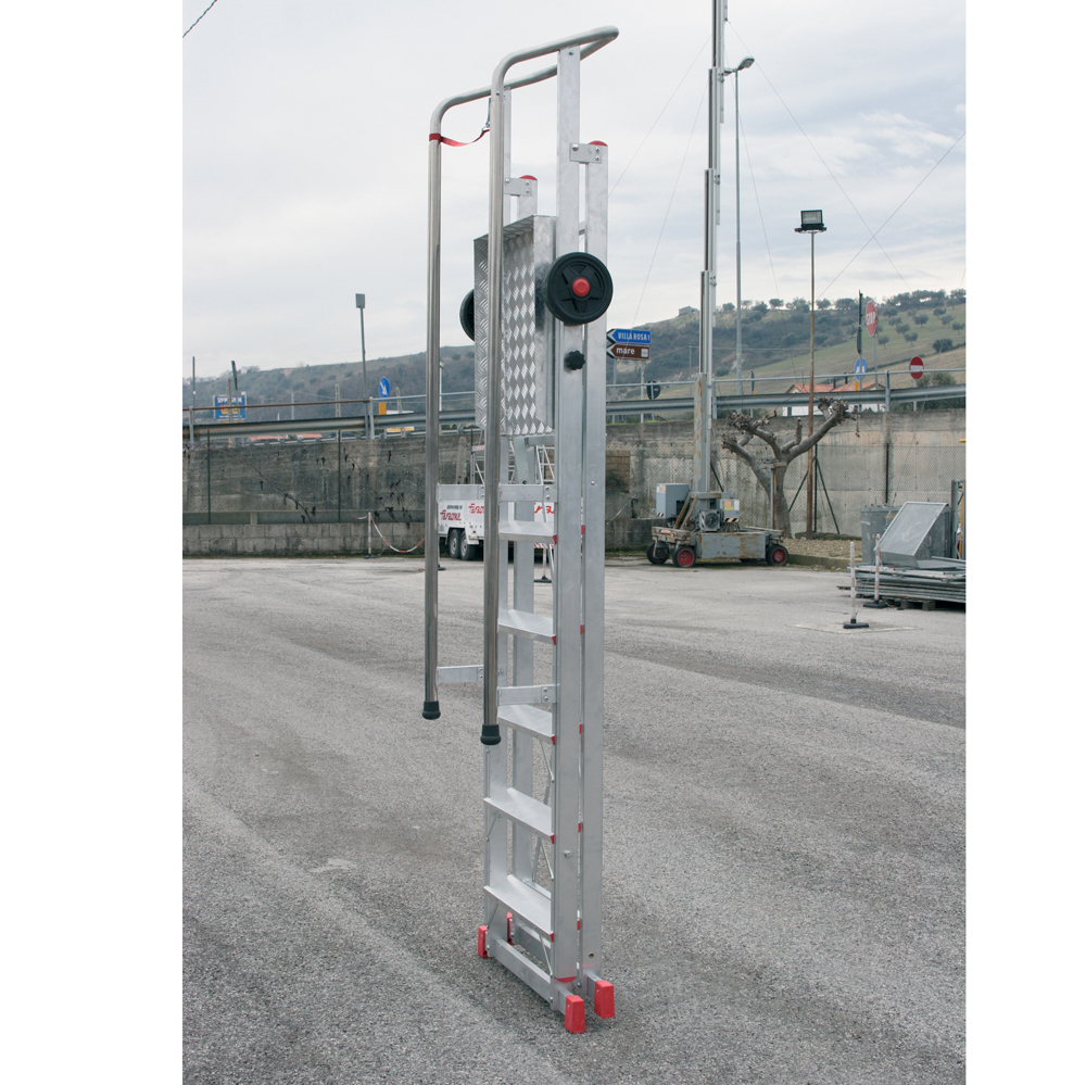 Faraone SM — Noliktavas platforma ar kāpnēm - Fotoattēls 70694